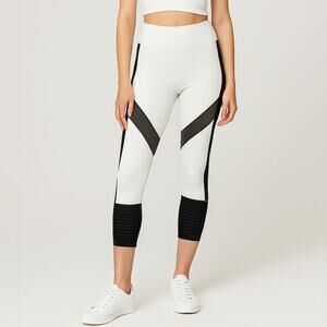 NWT Threads 4 Thought Black & White Sz Large Leggings